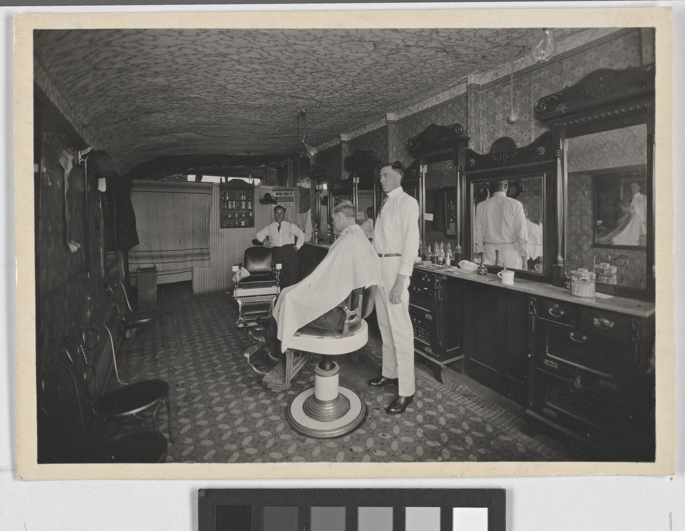 [Interior view of barber shop, Hot Springs, Arkansas] Amon Carter